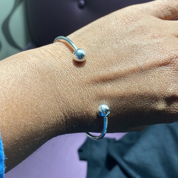 New 925 Sterling Silver Minimalist Double Ball Bangle - Picture 4 of 6